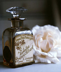 Apply A Little Too Much Perfume? Try On A Stinky One? Here's What You Do...