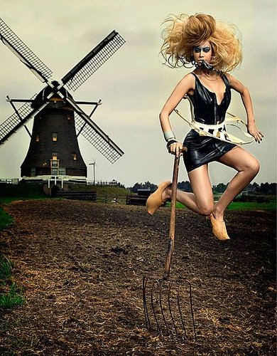 #6: Tilting at Windmills #6: Tilting at Windmills