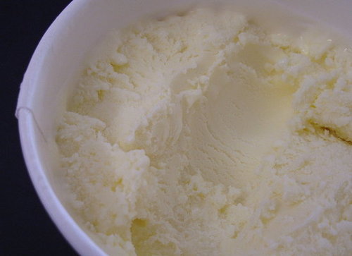 Taste Test: Häagen-Dazs Tart Natural Frozen Yogurt