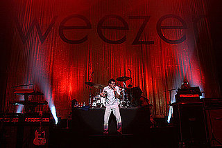 Leighton Meester Singing With Rivers Cuomo and Weezer "(If You're Wondering If I Want You To) I Want You To" on Halloween