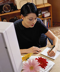 Ask Savvy: How Should I Critique My Co-Worker? 