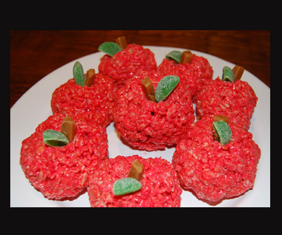 Twilight-Themed Fete? Make Rice Krispies Apples! Twilight-Themed Fete? Make Rice Krispies Apples!