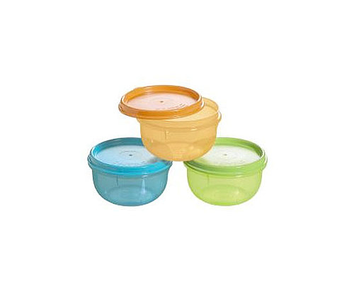 Throw Yourself a Tupperware Party Throw Yourself a Tupperware Party