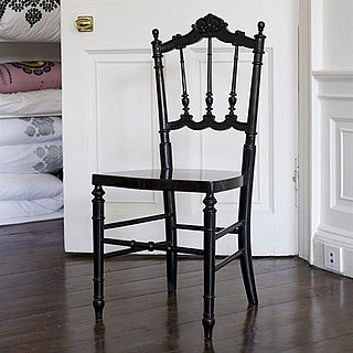 Crave Worthy: Niki Jones Silhouette Chair