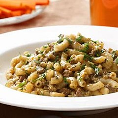 Easy Recipe For Ground Beef and Whole Wheat Pasta With Vegetables