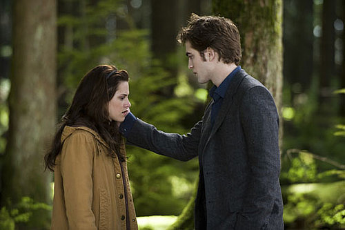 Review of Robert Pattinson and Kristen Stewart in New Moon
