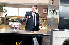 Review of George Clooney in Jason Reitman's Up in the Air 2009-12-04 04:00:00 Review of George Clooney in Jason Reitman's Up in the Air 2009-12-04 04:00:00