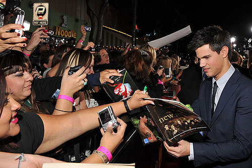 Photos From New Moon LA Premiere Photos From New Moon LA Premiere