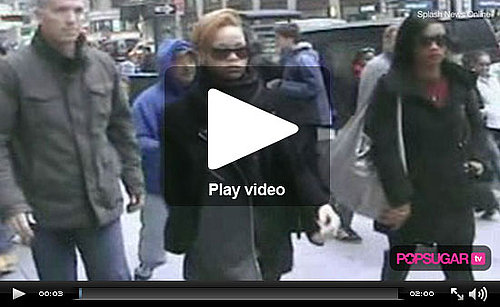 Rihanna Refuses to Pick Robert or Taylor, New Moon on Late Night, and Farewell to Jon and Kate Plus 8