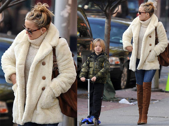 Photos of Kate Hudson and Ryder in NYC 2009-12-07 09:15:22