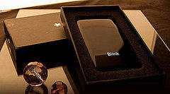 Class Up Your iPhone or iPod Touch With Blink Cases