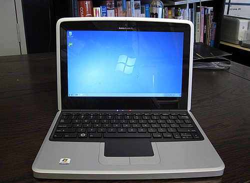 The Nokia Booklet 3G: Just as Beautiful in Person