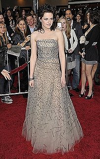 Kristen Stewart in Oscar de la Renta at the LA Premiere of New Moon