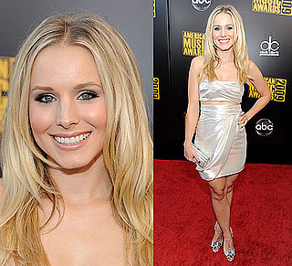 Photos of Kristen Bell at 2009 American Music Awards 2009-11-22 16:46:01