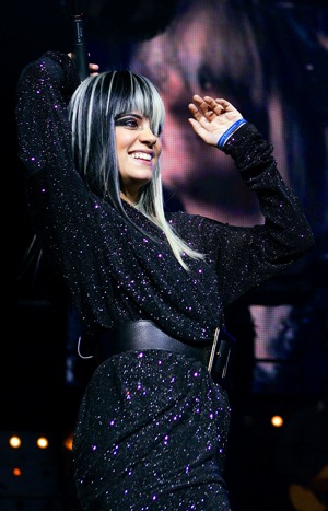 Lily Allen to Open Clothing Store With Sister Called Lucy in Disguise 2009-12-03 11:00:22
