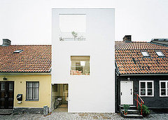Coveted Crib: Wonderfully White in Landskrona Coveted Crib: Wonderfully White in Landskrona