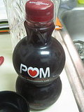 Easy Sparkling Wine and Pomegranate Juice Holiday Punch Recipe 2009-12-17 11:00:56 Easy Sparkling Wine and Pomegranate Juice Holiday Punch Recipe 2009-12-17 11:00:56