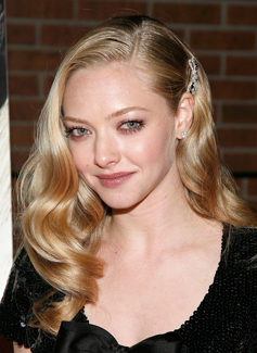 Link Time! Amanda Seyfried Is Leaving Big Love