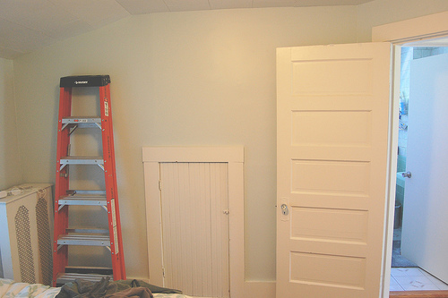 11 Cheap and Easy Home Fix-Its 11 Cheap and Easy Home Fix-Its
