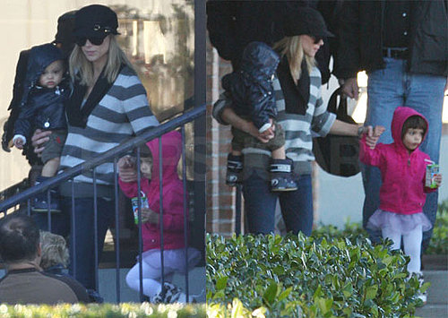 Photos of Elin Nordegren, Sam Woods, and Charlie Woods Together in Florida 2010-01-08 06:52:53
