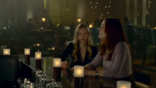 Video Trailer For Chloe, Starring Amanda Seyfried, Julianne Moore, and Liam Neeson 2010-01-13 08:30:02