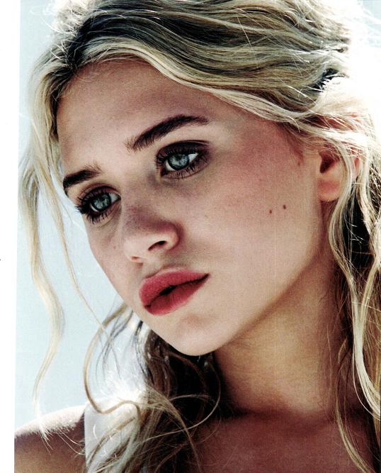 Ashley Olsen's Hot Photo Shoot