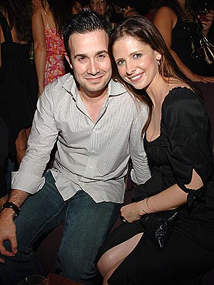 Freddie Prinze Jr & Sarah Michelle Gellar Still Married Freddie Prinze Jr & Sarah Michelle Gellar Still Married