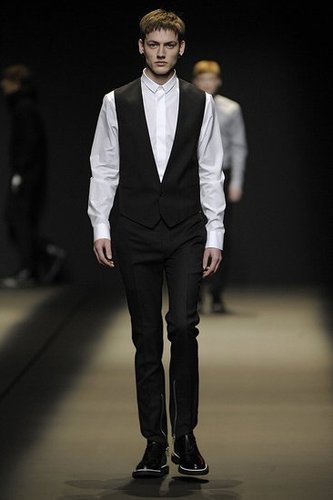 Paris: Dior Homme Fall 2009 Paris: Dior Homme Fall 2009