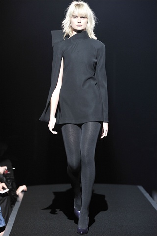 Maison Martin Margiela Fall 2009: Doing Well, Head in the Clouds Maison Martin Margiela Fall 2009: Doing Well, Head in the Clouds