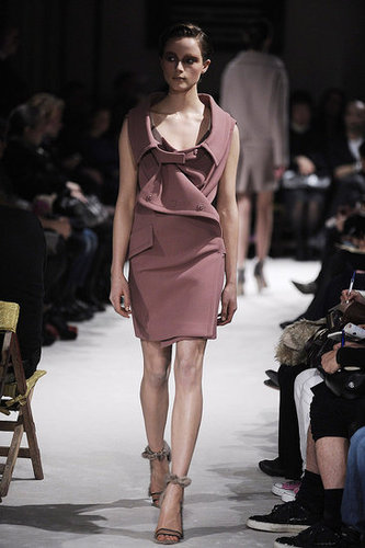 Miu Miu Fall 2009: A Sultry Riff on the Bourgeois Miu Miu Fall 2009: A Sultry Riff on the Bourgeois