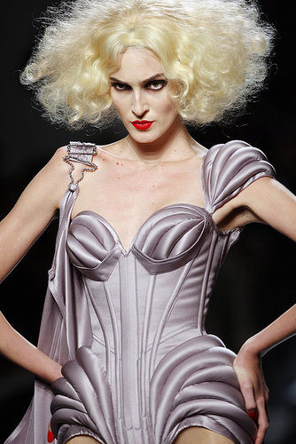 Jean Paul Gaultier Goes Old Hollywood for Fall 2009 Couture Jean Paul Gaultier Goes Old Hollywood for Fall 2009 Couture