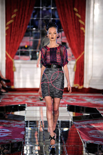 Jason Wu Expanding Full-Steam Ahead for Spring 2010; Cathy Horyn Unsure About All the Buzz Jason Wu Expanding Full-Steam Ahead for Spring 2010; Cathy Horyn Unsure About All the Buzz