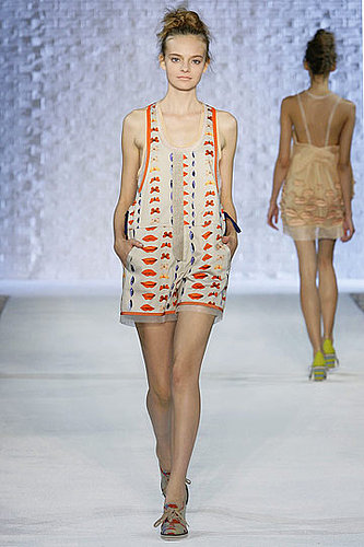 Alberta Ferretti's Spring 2010 Philosophy: Light, Gauzy, and Full of Lips Alberta Ferretti's Spring 2010 Philosophy: Light, Gauzy, and Full of Lips
