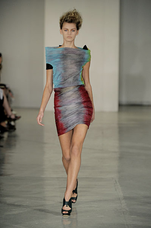 Peter Pilotto Earns Raves for Spring 2010 Signature Watercolor Prints Peter Pilotto Earns Raves for Spring 2010 Signature Watercolor Prints