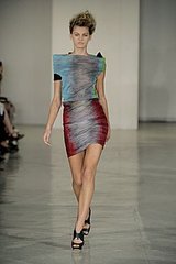 Peter Pilotto Earns Raves for Spring 2010 Signature Watercolor Prints