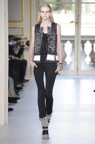 Balenciaga Aims to Go Thorougly Modern for Spring 2010 Balenciaga Aims to Go Thorougly Modern for Spring 2010
