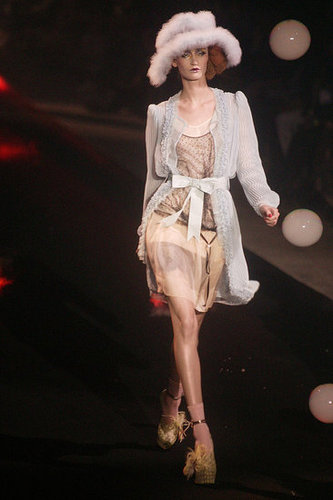 John Galliano Harks Back to Fading Film Stars for Spring 2010 John Galliano Harks Back to Fading Film Stars for Spring 2010