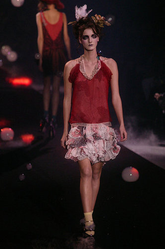 John Galliano Harks Back to Fading Film Stars for Spring 2010 John Galliano Harks Back to Fading Film Stars for Spring 2010