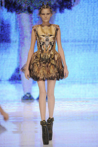 Alexander McQueen Shows Holographic Alien Beauties for Spring 2010 Alexander McQueen Shows Holographic Alien Beauties for Spring 2010
