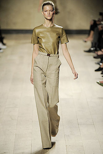 Pheobe Philo's First Celine Runway Collection for Spring 2010: The Reviews Are In Pheobe Philo's First Celine Runway Collection for Spring 2010: The Reviews Are In