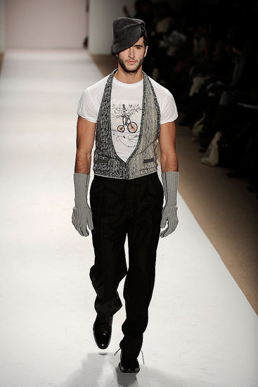 New York Fashion Week: Sergio Davilla Fall 2009 New York Fashion Week: Sergio Davilla Fall 2009