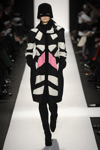 New York Fashion Week: Narciso Rodriguez Fall 2009 Video New York Fashion Week: Narciso Rodriguez Fall 2009 Video