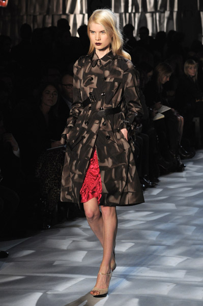 Milan Fashion Week: Moschino Cheap & Chic Fall 2009 Milan Fashion Week: Moschino Cheap & Chic Fall 2009