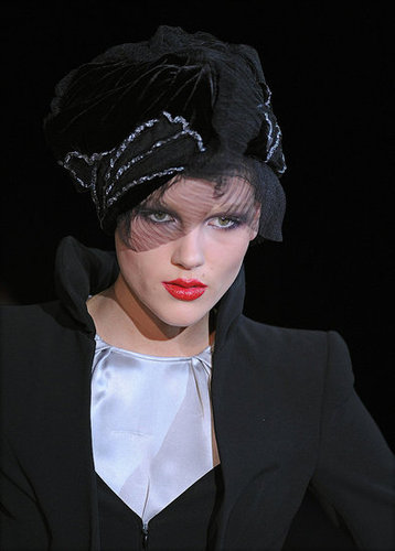 Milan Fashion Week: Giorgio Armani Fall 2009 Milan Fashion Week: Giorgio Armani Fall 2009