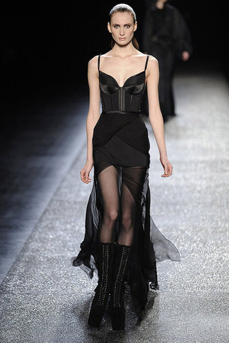 Paris Fashion Week: Nina Ricci Fall 2009 Paris Fashion Week: Nina Ricci Fall 2009