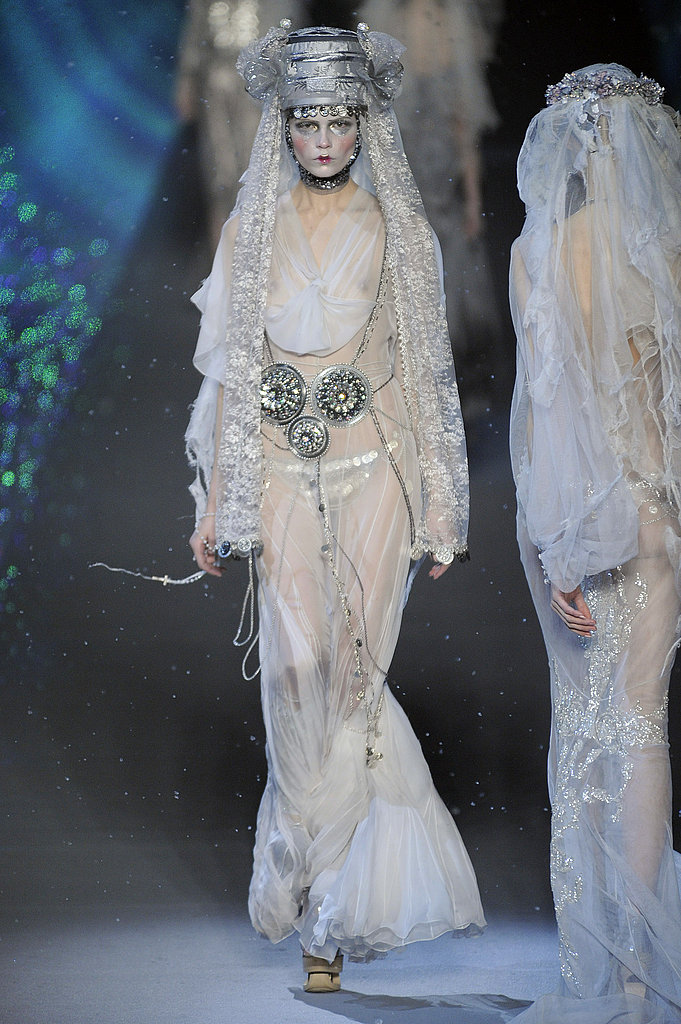 Paris Fashion Week: John Galliano Fall 2009 Paris Fashion Week: John Galliano Fall 2009