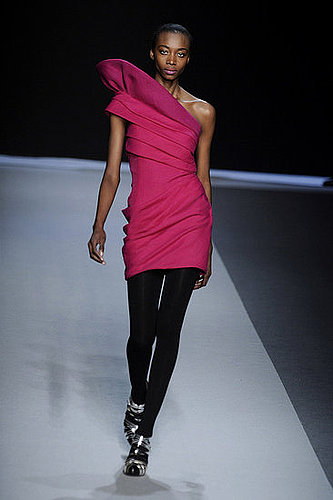 Emanuel Ungaro Fall 2009
Emanuel Ungaro Fall 2009