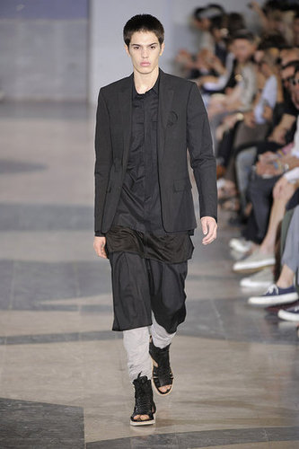 Paris: Kris Van Assche Men's Spring 2010 Paris: Kris Van Assche Men's Spring 2010