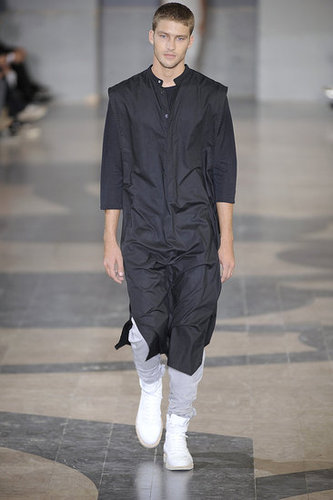 Paris: Kris Van Assche Men's Spring 2010 Paris: Kris Van Assche Men's Spring 2010