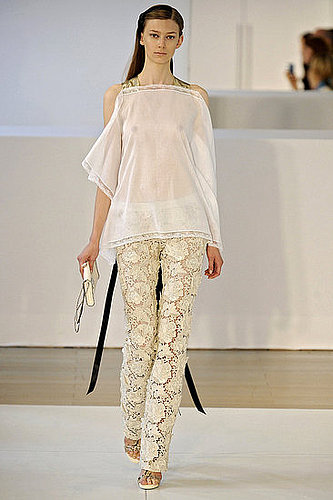 Alex Mabille Fall 2009 Couture
Alex Mabille Fall 2009 Couture